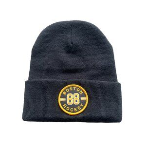 Beechfield Boston Hockey 88 Circle Patch Beanie Hat Unisex OSFA Black Knit Cozy